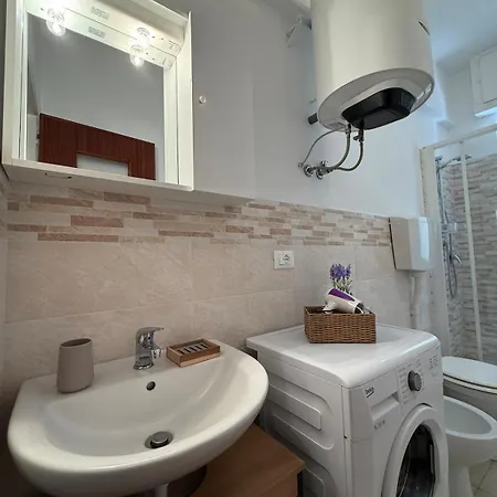 Dimora Concept - Flower Apartment *